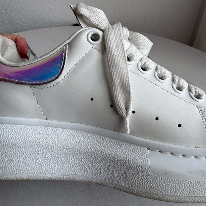 #全網最低✨Alexander McQueen 白色幻彩厚底小白鞋-14