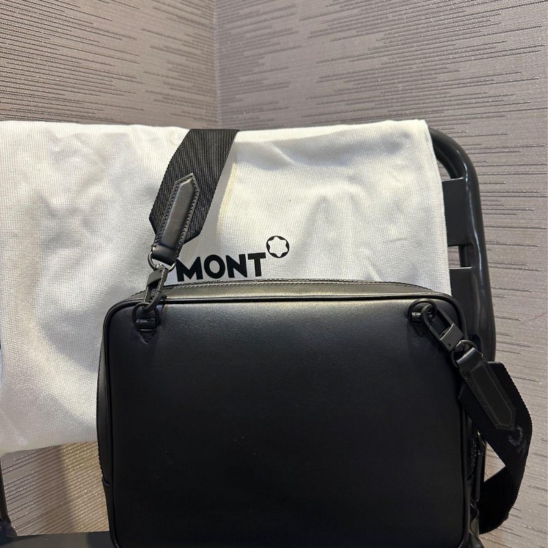 💎Han's house精品服飾💎MONTBLANC 萬寶龍 防刮牛皮 相機包-5