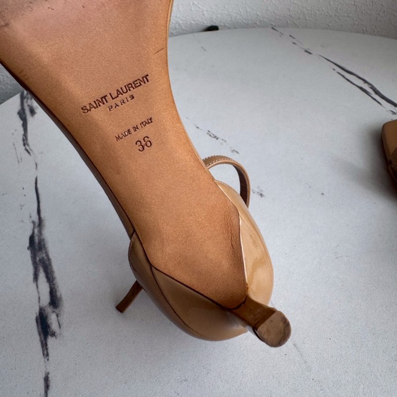 YSL 駝色漆皮細跟涼鞋-10
