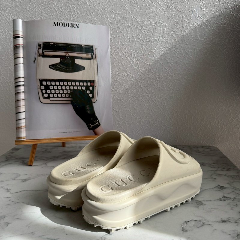 全網最低✨Gucci 米黃色厚底雙G休閒拖鞋-1