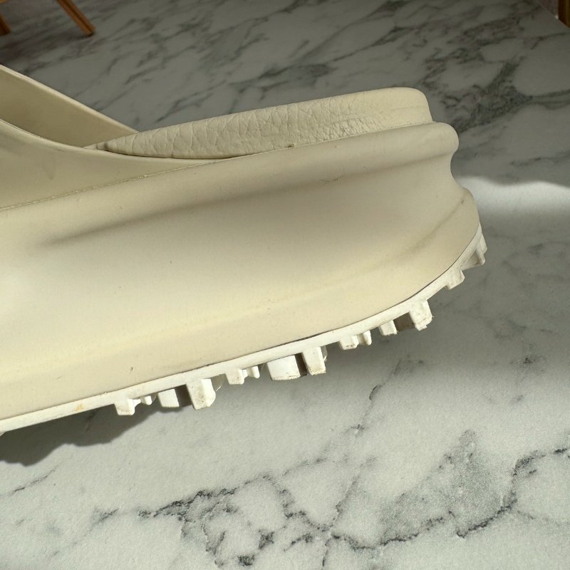 全網最低✨Gucci 米黃色厚底雙G休閒拖鞋-10