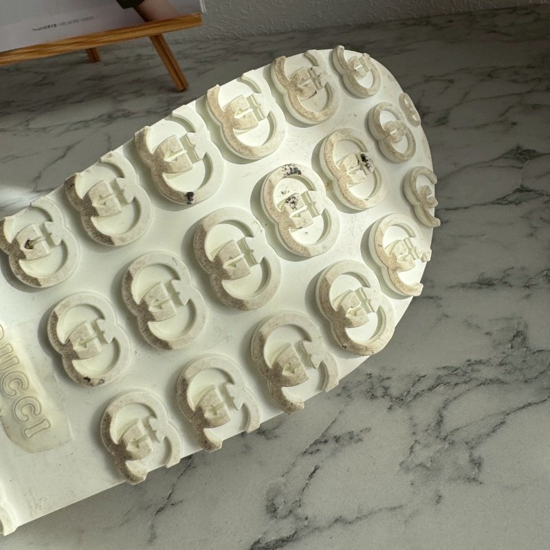 全網最低✨Gucci 米黃色厚底雙G休閒拖鞋-17