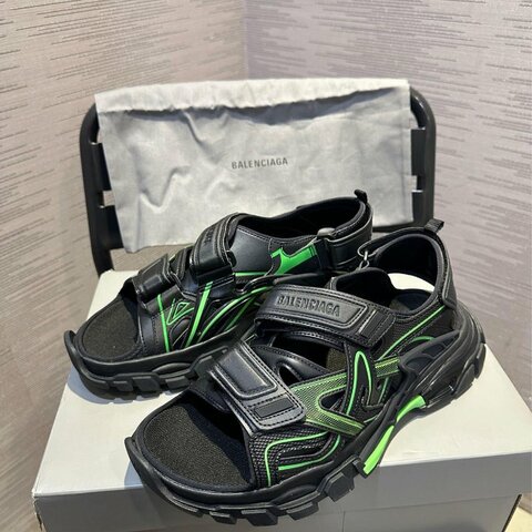 💎Han's house精品服飾💎balenciaga 巴黎世家 老爹 拖鞋 涼鞋