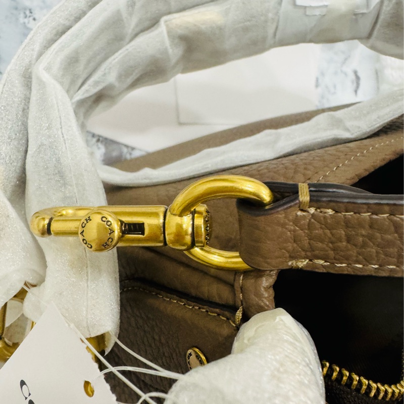 全新COACH CARY 肩背 / 斜背包-14