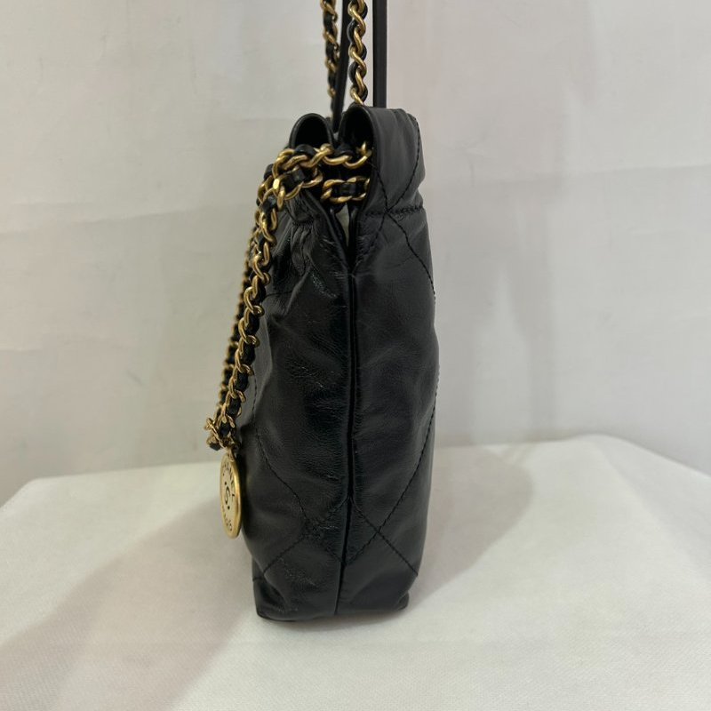 CHANEL黑金羊皮22BAG MINI-1