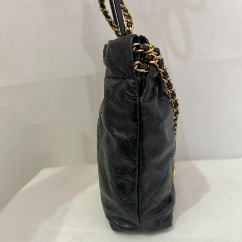 CHANEL黑金羊皮22BAG MINI-3