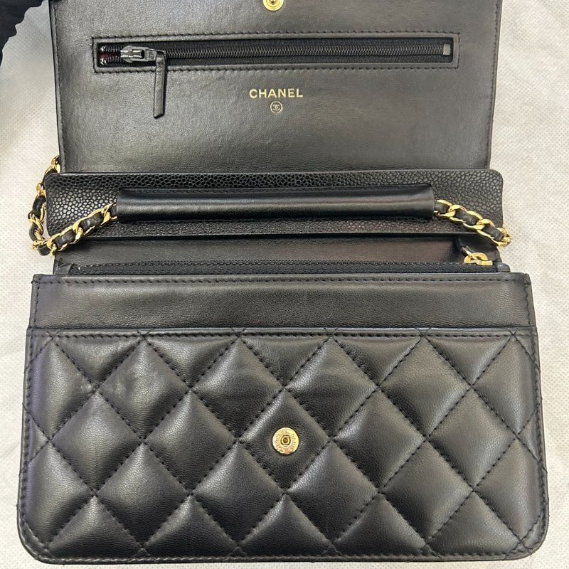 CHANEL黑金雙C菱格羊皮鍊帶WOC斜背包-7