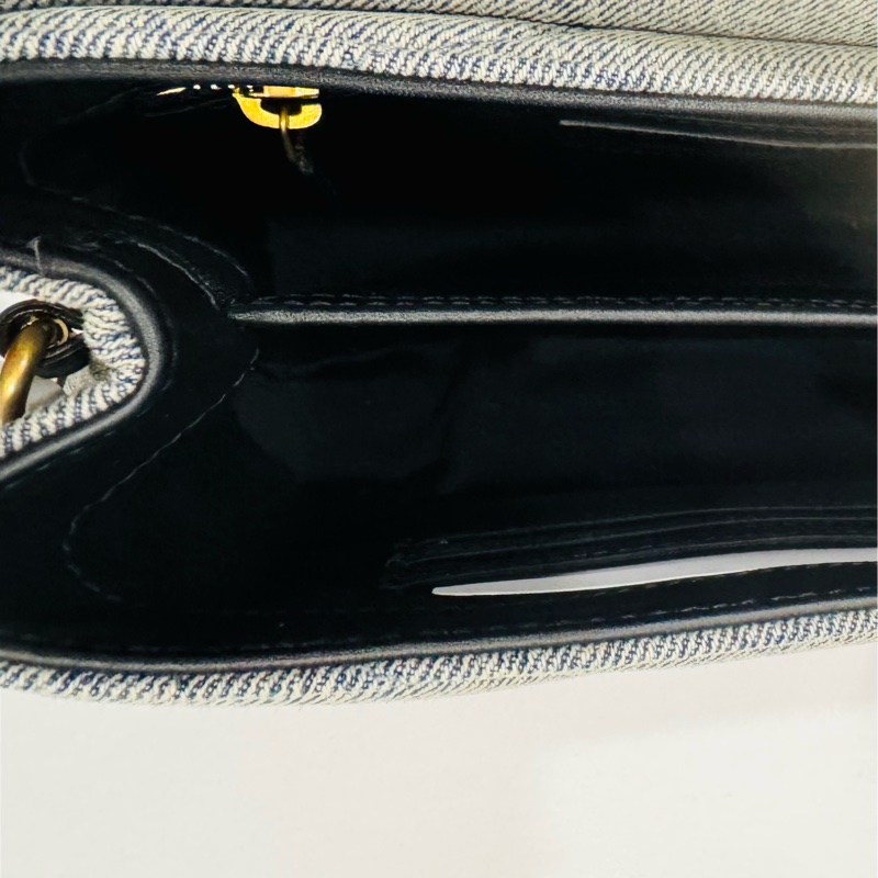 全新YSL Lou Lou V紋斜背包-8