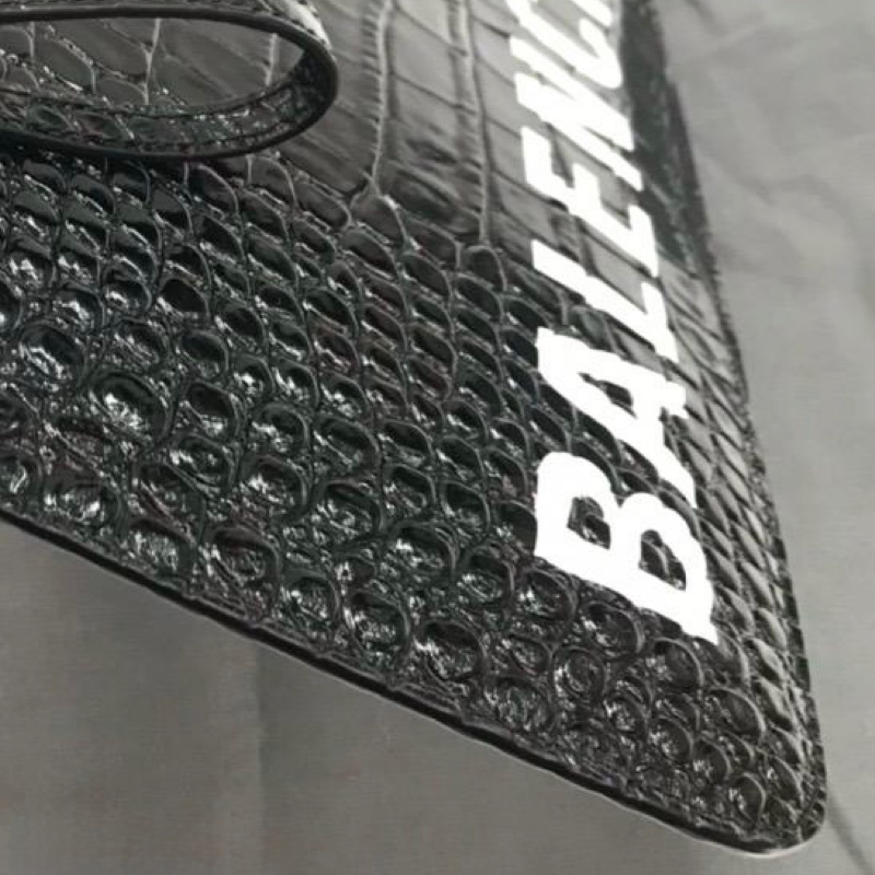 Balenciaga clutch bag-4