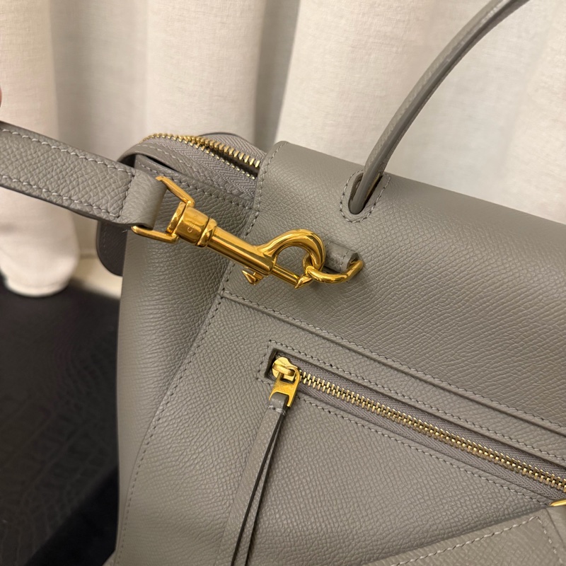 Celine 鯰魚包 Micro Belt Bag 灰-9