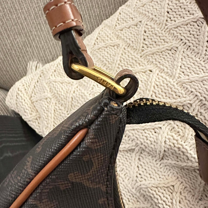 Celine AVA腋下包-4