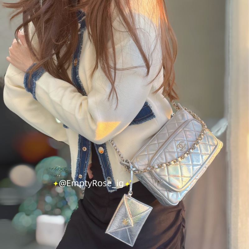 Chanel 相機包幻彩金屬-限定銀色🦋絕美銀河美品-3