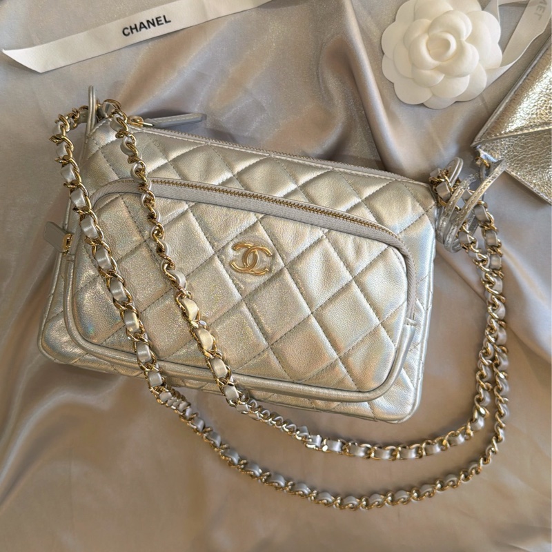 Chanel 相機包幻彩金屬-限定銀色🦋絕美銀河美品-5