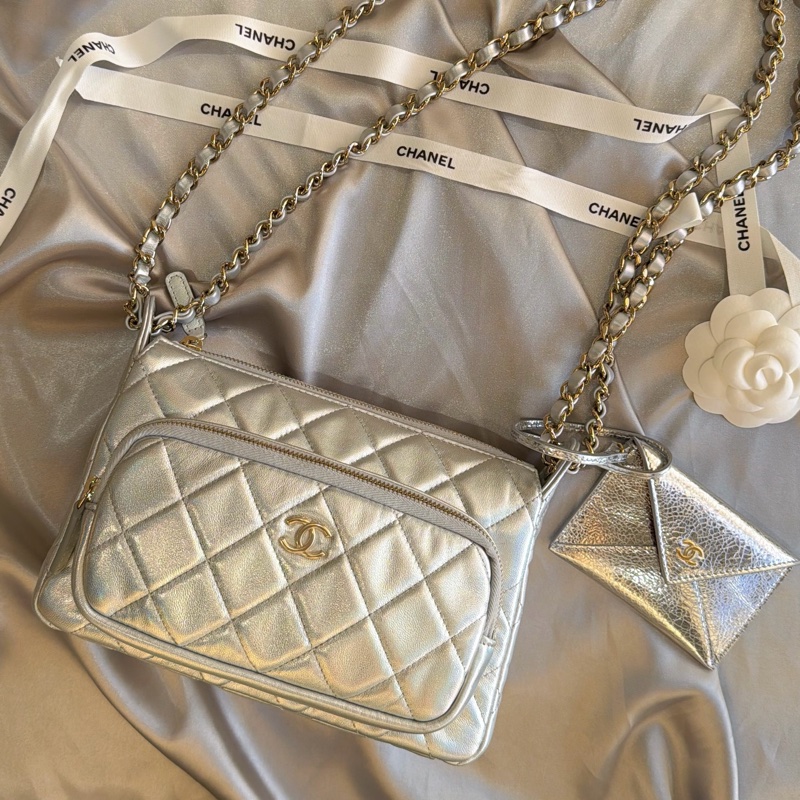 Chanel 相機包幻彩金屬-限定銀色🦋絕美銀河美品-8