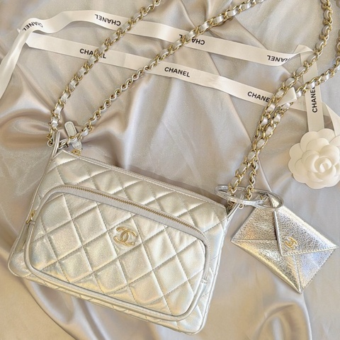 Chanel 相機包小郵差書包-銀色限量🦋銀河系美品/限時優惠一週