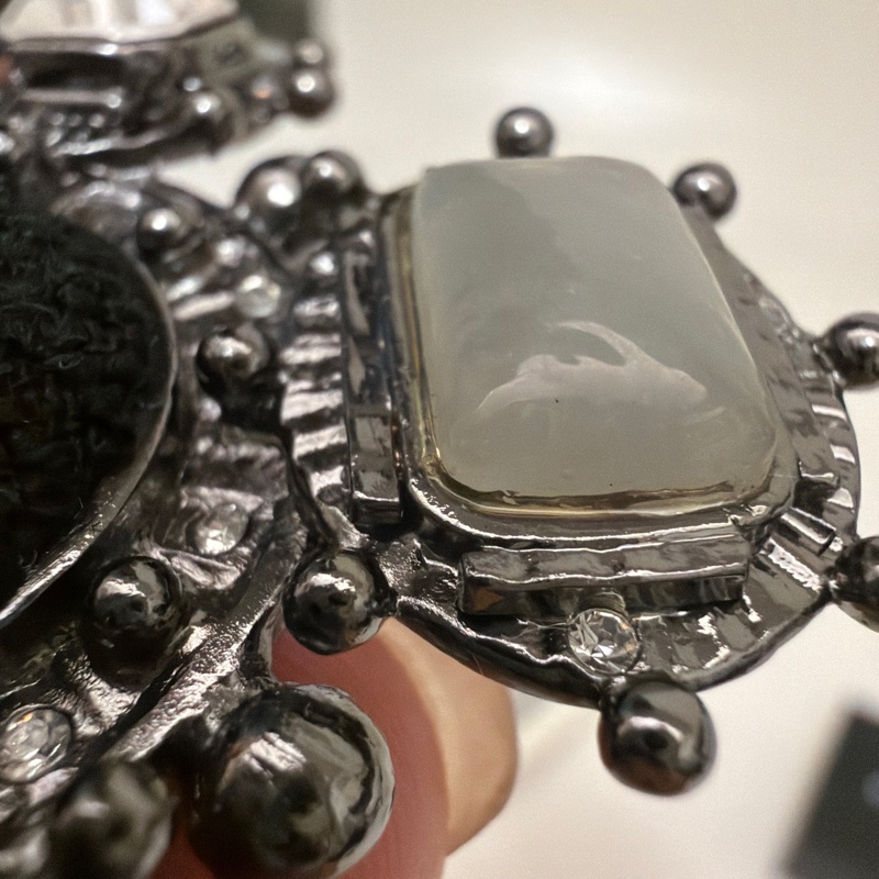 🍒 香奈兒 CHANEL 巴洛克風格胸針/黑、白珍珠/月光石/黑瑪瑙/ 2F260103-1-6