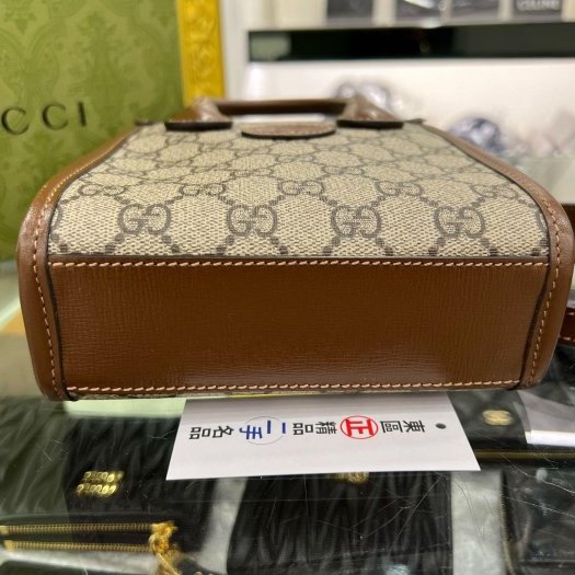 東區正精品㊣GUCCI 671623 咖啡色皮革金釦琴譜包斜背包手機包 RZ5387-8