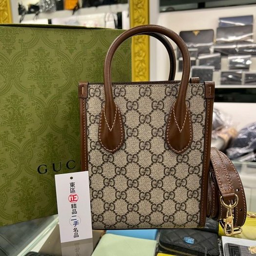 東區正精品㊣GUCCI 671623 咖啡色皮革金釦琴譜包斜背包手機包 RZ5387-9