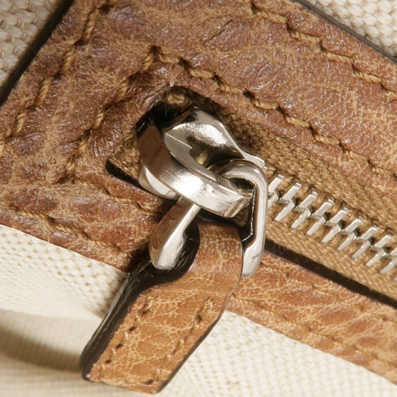 GUCCI 牛皮皮革2way Shoulder Bag銀扣手挽肩背兩用袋-17