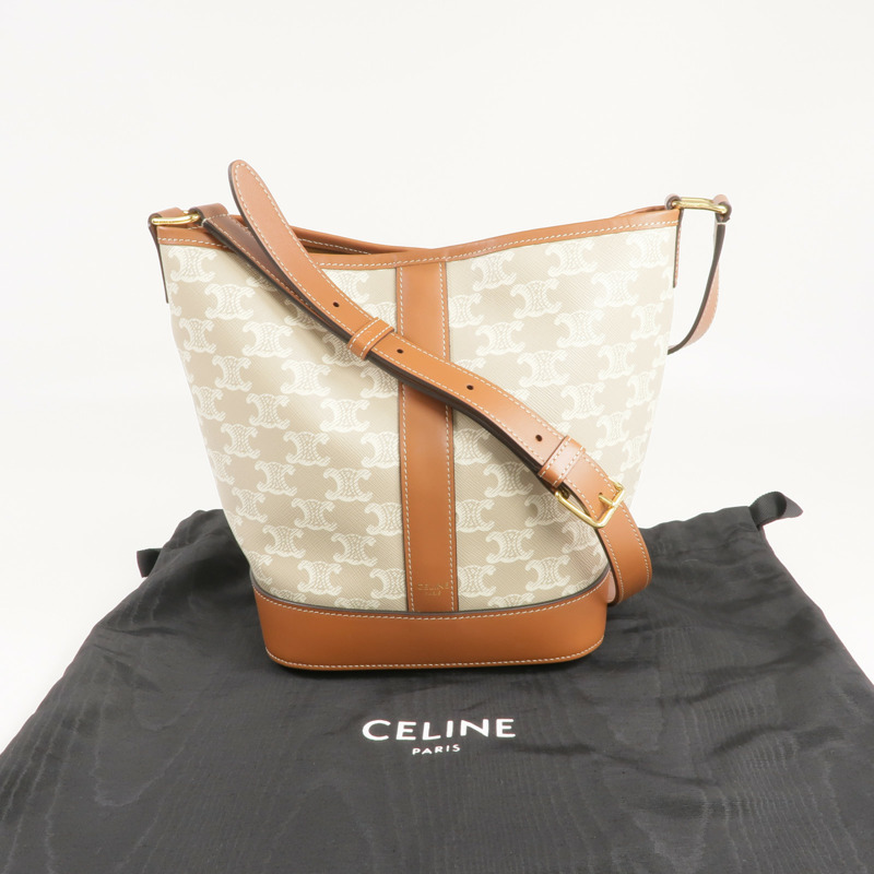 CELINE 塗層帆布Triomphe Bucket金扣肩背袋-9