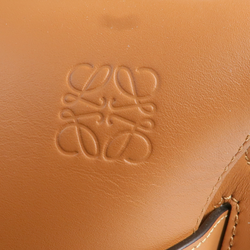 LOEWE 牛皮皮革Gate Small金扣肩背袋-8