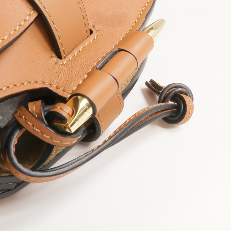 LOEWE 牛皮皮革Gate Small金扣肩背袋-15