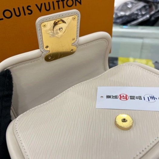 東區正精品㊣LV M22720 HIDE AND SEEK 近全新淺粉/白色水波紋手提包斜背包兩用包 RA1826-1