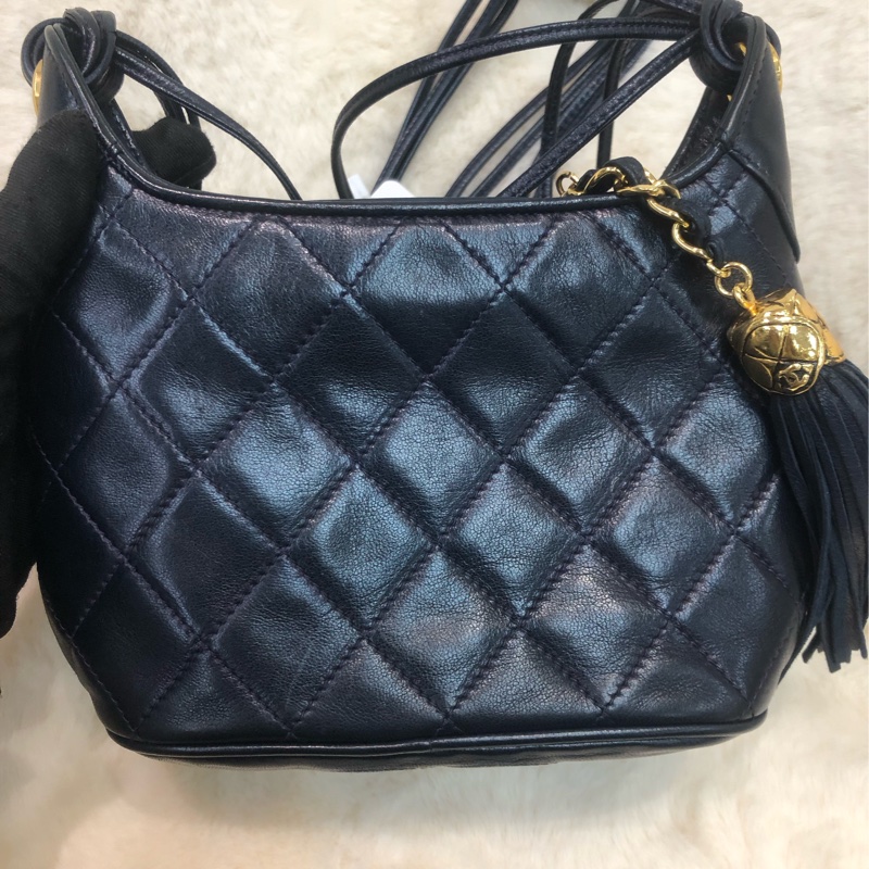 Chanel 中古 深藍色菠蘿金扣流蘇長帶斜孭袋 XC033-9