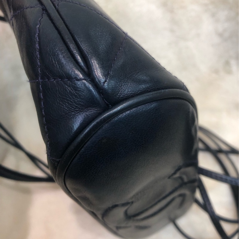 Chanel 中古 深藍色菠蘿金扣流蘇長帶斜孭袋 XC033-11