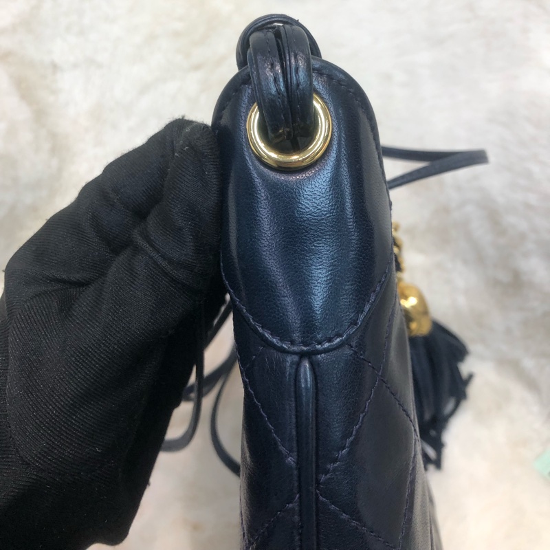 Chanel 中古 深藍色菠蘿金扣流蘇長帶斜孭袋 XC033-12