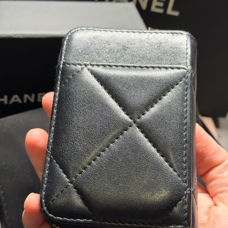 Chanel 19雙c 小羊皮 多功能卡包(近全新)-13