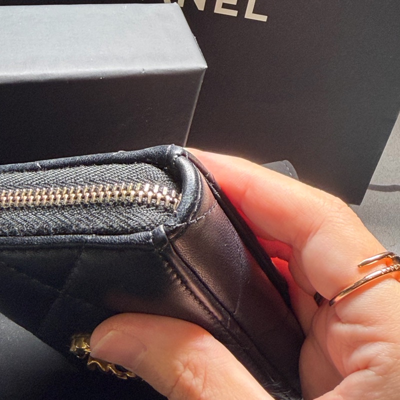 Chanel 19雙c 小羊皮 多功能卡包(近全新)-26
