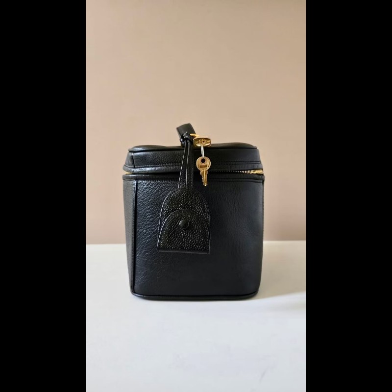 絕版古董包 Chanel黑色魚子醬化妝盒子包 斜背包 側背包 單肩包-2