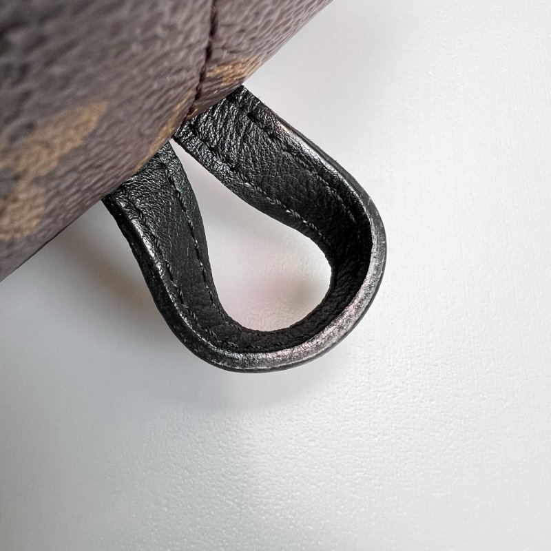 LV M41562 老花舊款小書包MINI-11