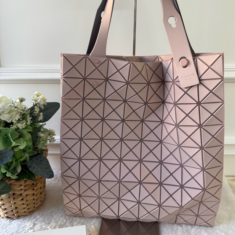 Bao Bao Prism Plus 9x8 手提包(粉色)-1