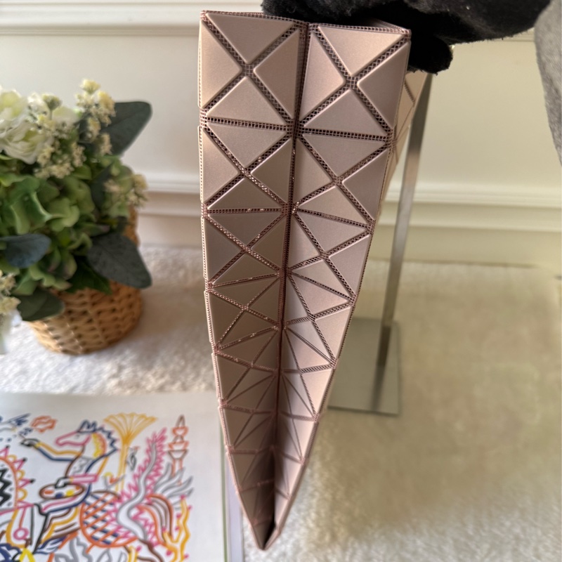 Bao Bao Prism Plus 9x8 手提包(粉色)-4