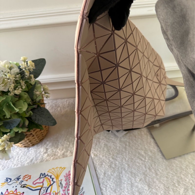 Bao Bao Prism Plus 9x8 手提包(粉色)-5