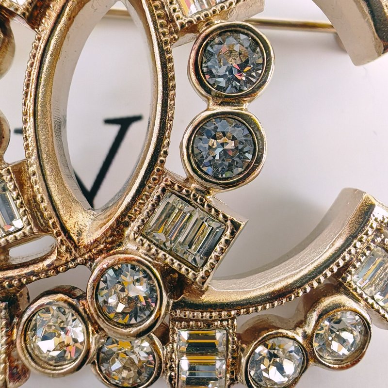 Chanel 水晶胸針-4