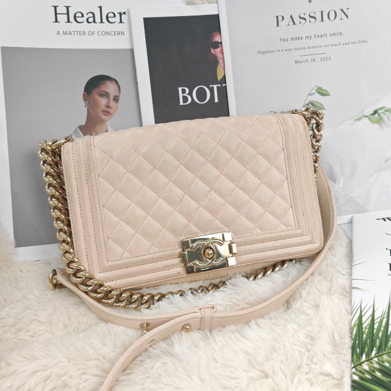 Chanel Leboy 裸粉色金扣 鏈條包 20開-1