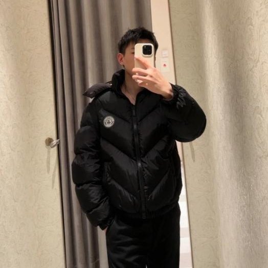 💎Han's house精品服飾💎VERSACE 凡賽斯 頂級黑牌 巴洛克 雙面 羽絨 外套-5