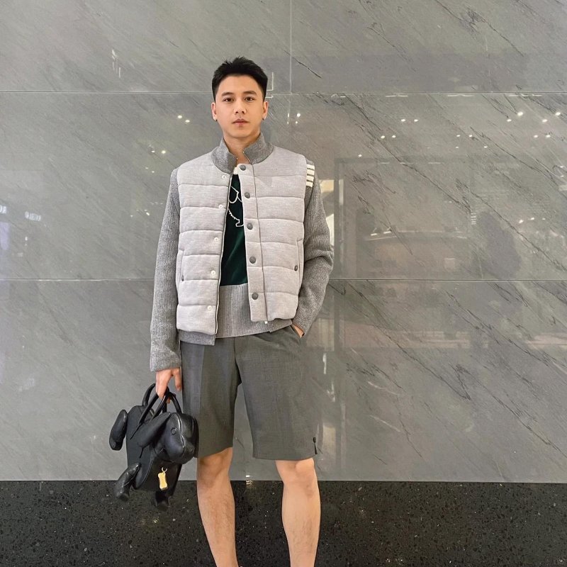 💎Han's house精品服飾💎THom Browne 羽絨 拼接針織 美利奴羊毛 雙面穿 原價88900-9