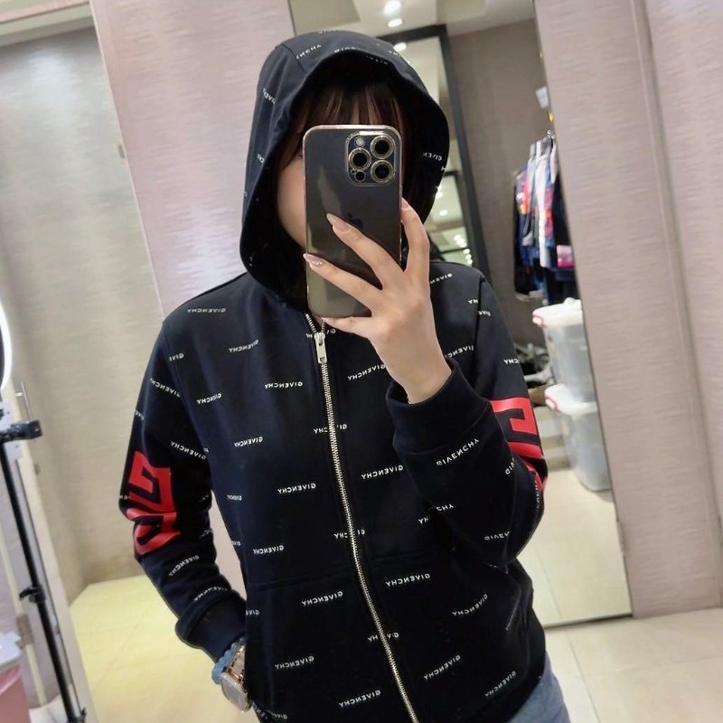 💎Han's house精品服飾💎GIVENCHY 紀梵希 4G 連帽 外套-1