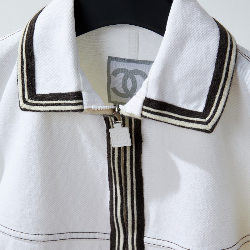 🈹*減價* CHANEL 時尚短外套-1