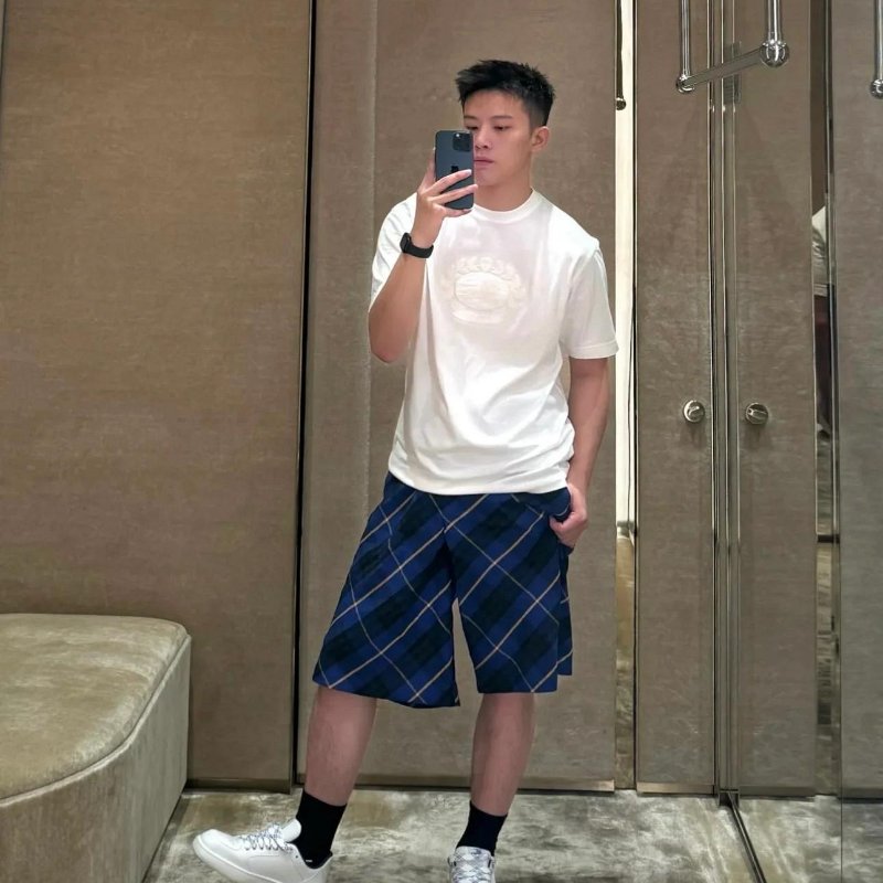 💎Han's house精品服飾💎Burberry 刺繡 戰馬 短 T 短袖 T恤 原價23900-3