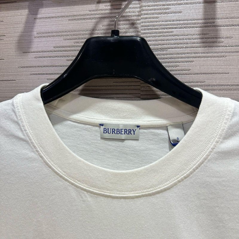 💎Han's house精品服飾💎Burberry 刺繡 戰馬 短 T 短袖 T恤 原價23900-5