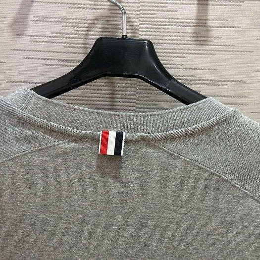 💎Han's house精品服飾💎Thom Browne TB 4槓 長T 薄長袖-1