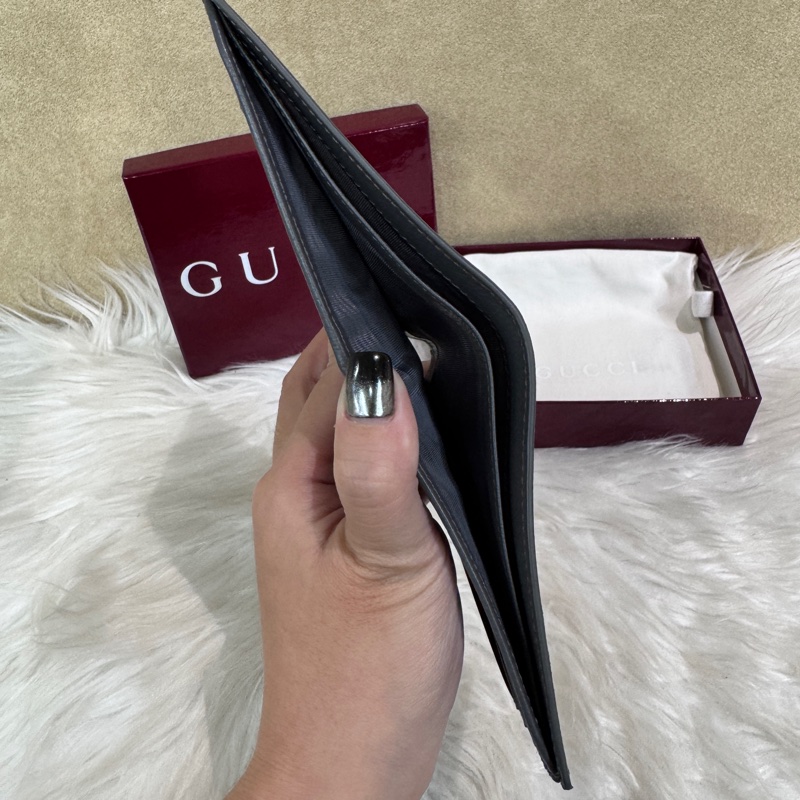 Gucci 黑灰PVC對開短夾 全新離櫃-7