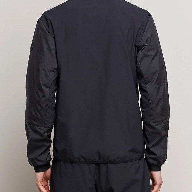 💎Han's house精品服飾💎moncler  Farret消光 黑牌 防水 風衣 連帽 外套  原價 34400-4