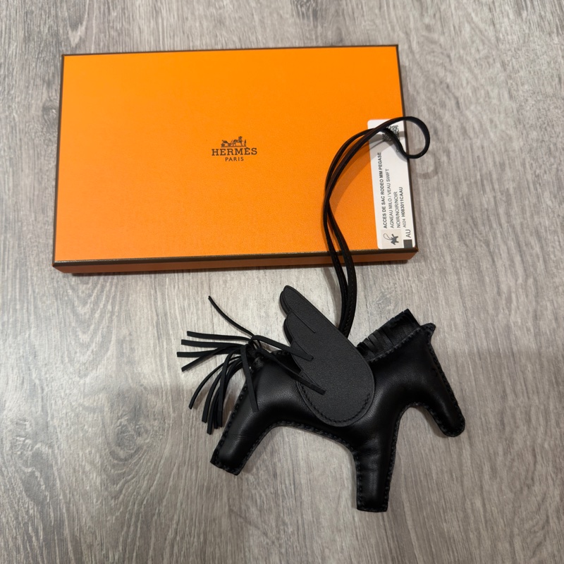 HERMÈS Rodeo Pegase MM charm Noir 飛馬吊飾 黑色-1