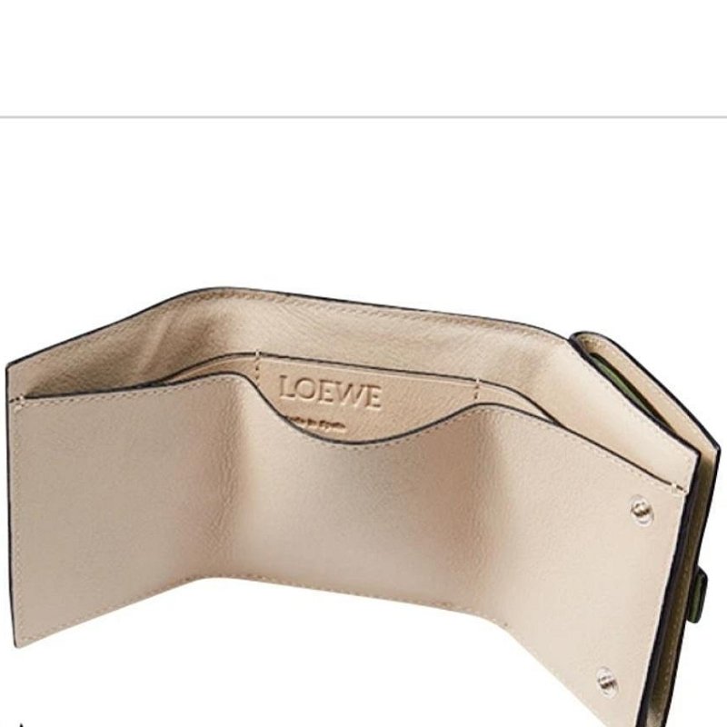 💎Han's house精品服飾💎 LOEWE 拼接 短夾 現貨 原價23000-1